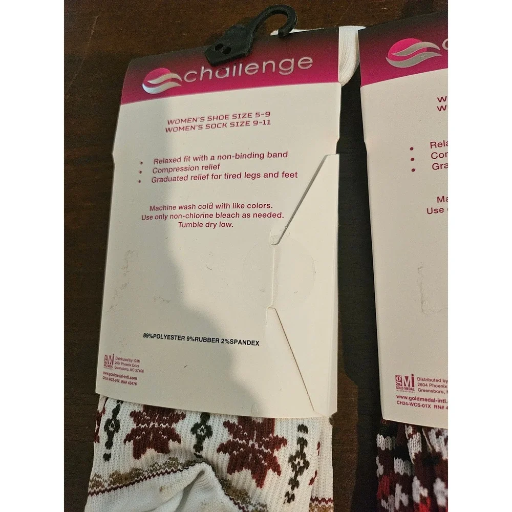 Challenge Compression Socks Women 5-9 Red White Fair Isle Reindeer 2 Pair NEW